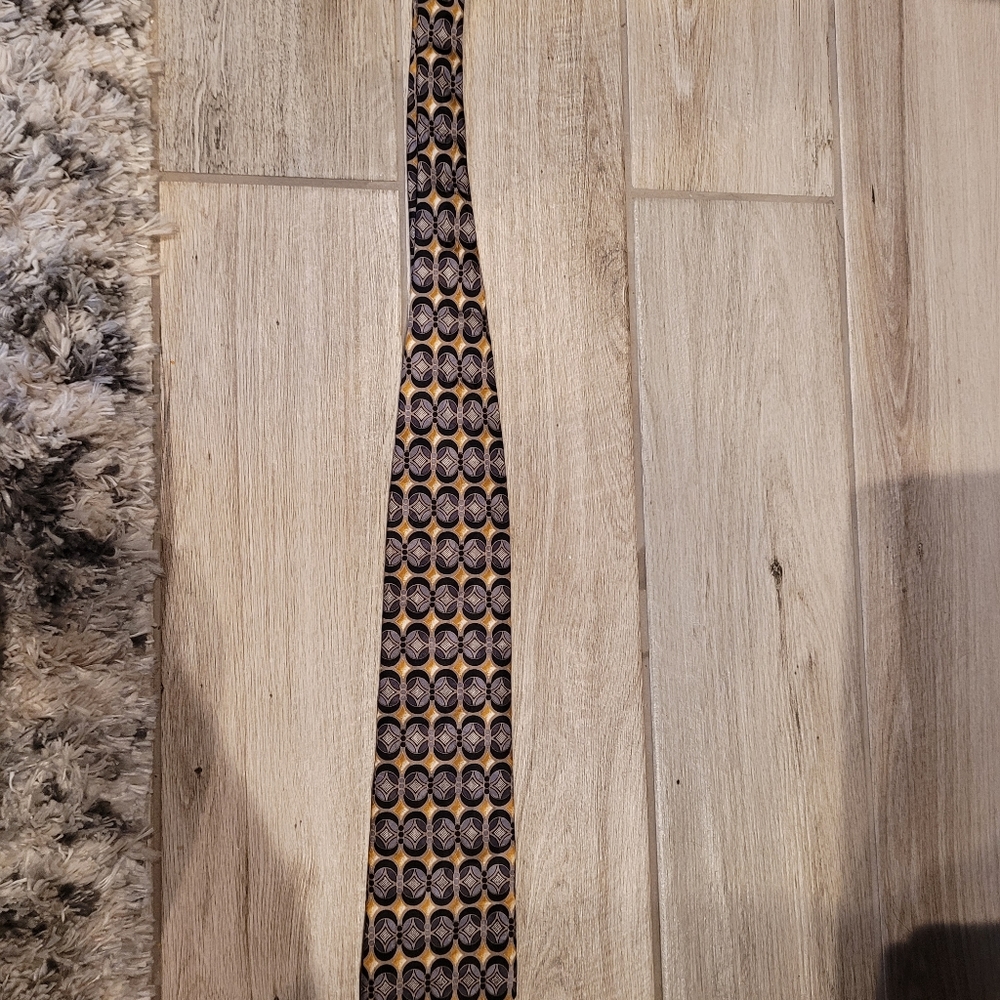 Tie